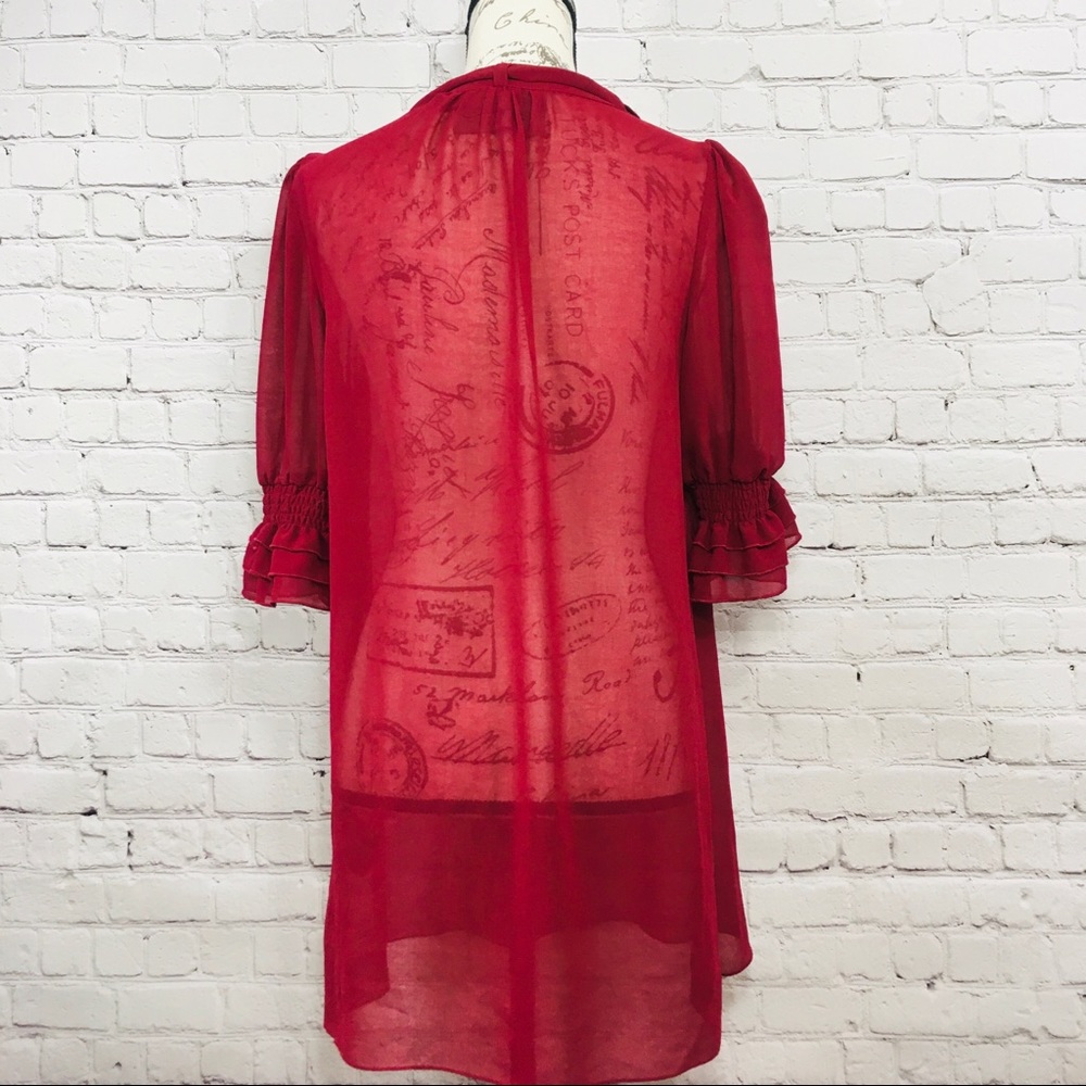Woman’s Twelve by Twelve burgandy Blouse Large - Picture 2 of 3